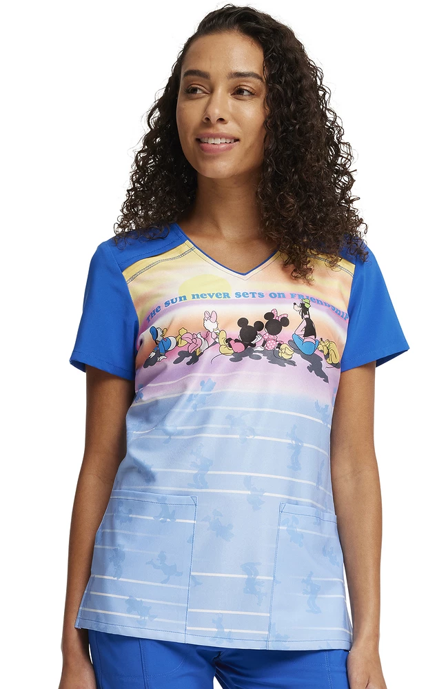 Cherokee Women's Sensational Sunset Print Scrub Top 3 Cherokee Women's Sensational Sunset Print Scrub Top