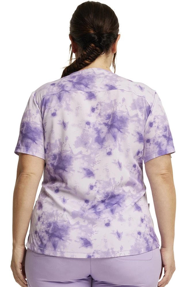 Dickies Women's Tonal Tie Dye Lavender Print Scrub Top 4 Dickies Women's Tonal Tie Dye Lavender Print Scrub Top - Image 2