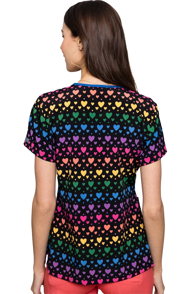 Med Couture Women's Vicky Rainbow Heart Print Scrub Top 4 Med Couture Women's Vicky Rainbow Heart Print Scrub Top - Image 2