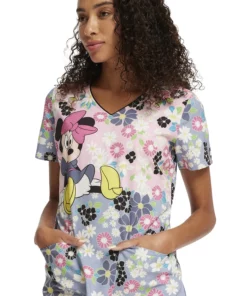 Cherokee Women's Many Minnie Flowers Print Scrub Top 8 Cherokee Women's Many Minnie Flowers Print Scrub Top -Cherokee Shop 3 ck tf614 print 650 1