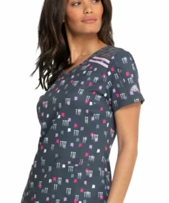 Dickies Clearance Women's Dots So Geo Print Scrub Top 8 Dickies Clearance Women's Dots So Geo Print Scrub Top -Cherokee Shop 3 di dk602 printclearance 650