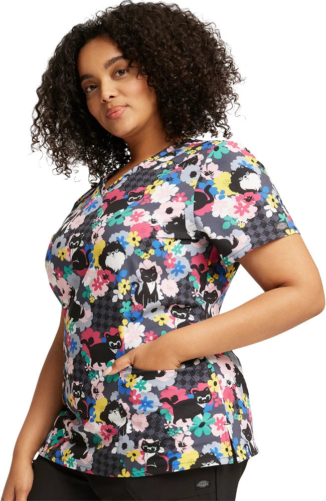 Dickies Women's V-Neck Furever Floral Print Scrub Top 5 Dickies Women's V-Neck Furever Floral Print Scrub Top - Image 3