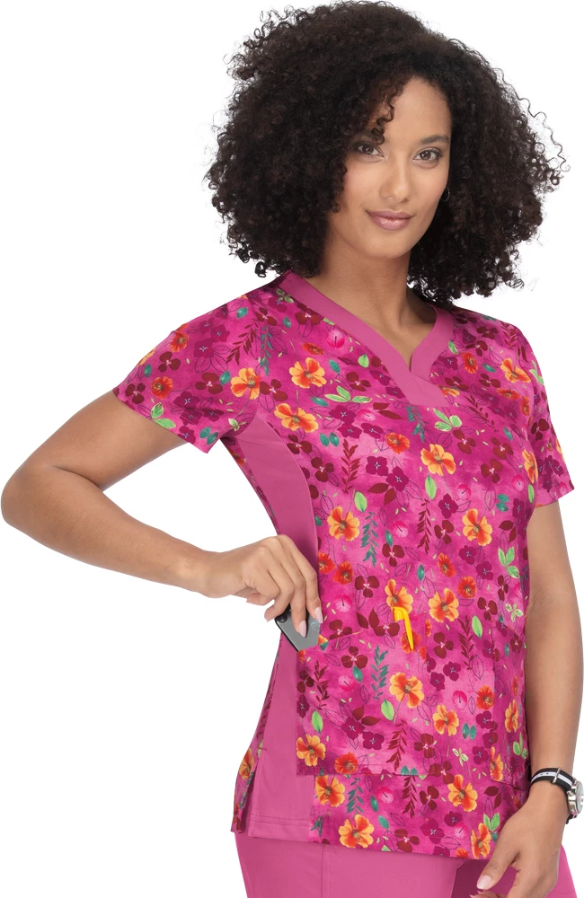 Koi Clearance Women's Aurora Pressed Flower Print Scrub Top 5 Koi Clearance Women's Aurora Pressed Flower Print Scrub Top - Image 3