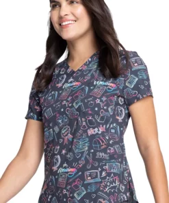Cherokee Clearance Women's Tuckable Smart Stuff Print Scrub Top 9 Cherokee Clearance Women's Tuckable Smart Stuff Print Scrub Top -Cherokee Shop 4 ck ck664 printclearance 650