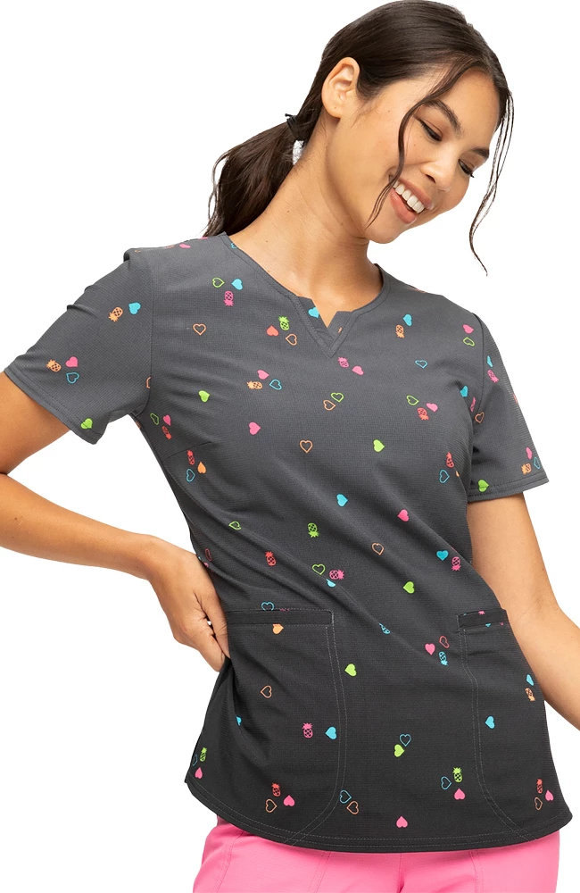 Heartsoul Clearance Women's Pineapple Pop Print Scrub Top 6 Heartsoul Clearance Women's Pineapple Pop Print Scrub Top - Image 4