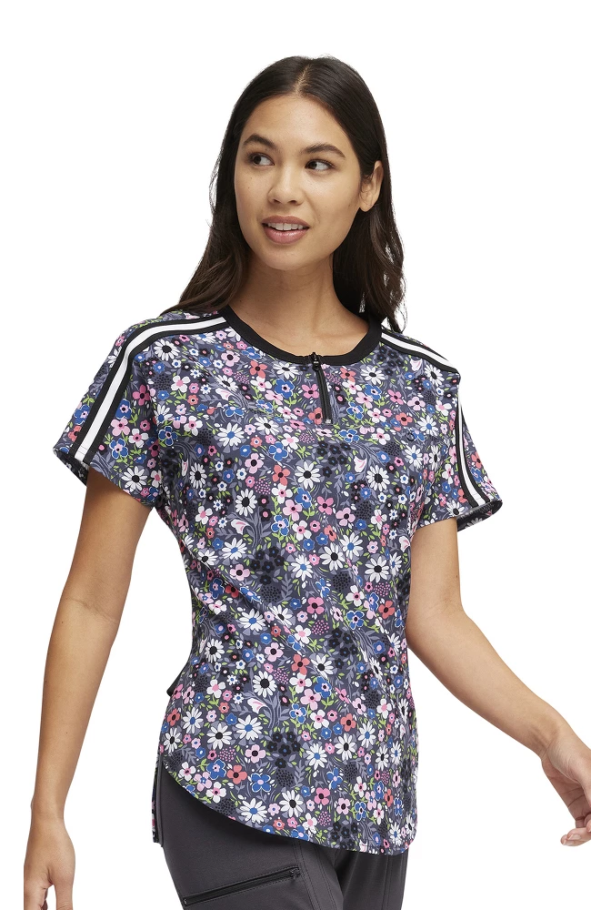 Heartsoul Women's Ditsy Garden Print Scrub Top 6 Heartsoul Women's Ditsy Garden Print Scrub Top - Image 4