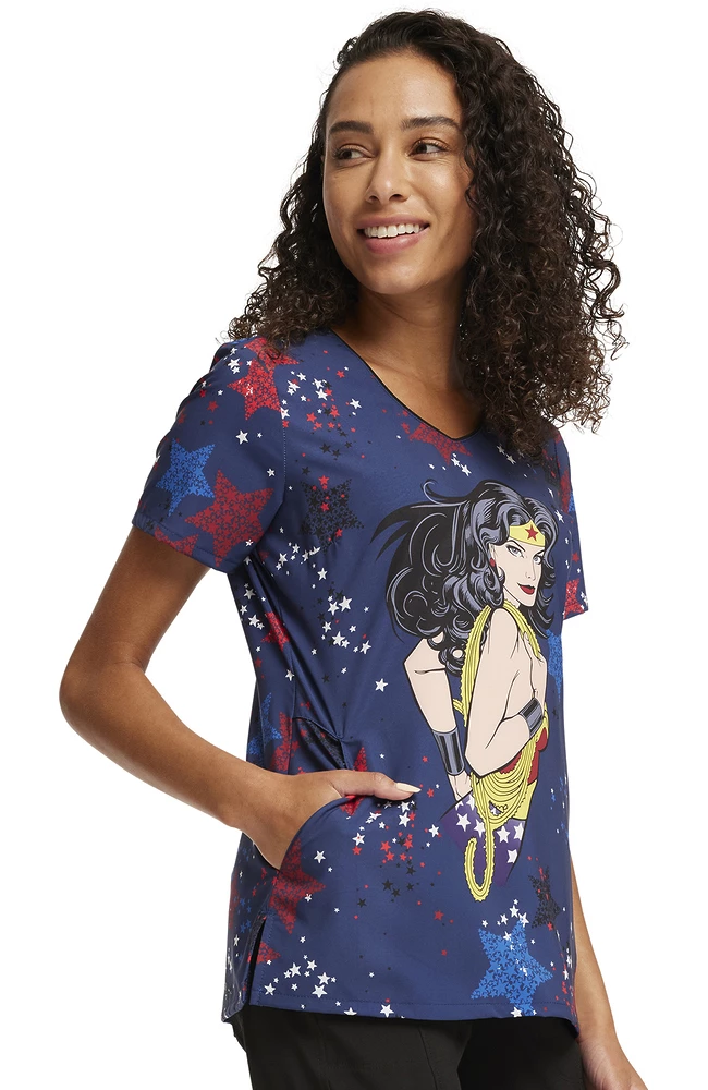 Cherokee Women's Hang With The Stars Print Scrub Top 6 Cherokee Women's Hang With The Stars Print Scrub Top - Image 4