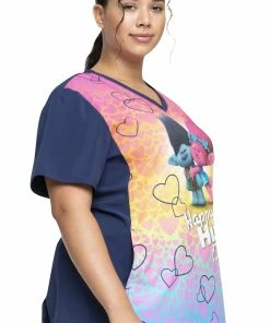 Cherokee Clearance Women's Happy Hug Day Print Scrub Top -Cherokee Shop 4 ck tf627 printclearance 650 4