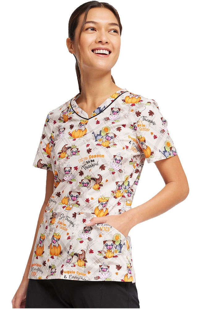 Cherokee Women's Pugkin Spice Season Print Scrub Top 7 Cherokee Women's Pugkin Spice Season Print Scrub Top - Image 5