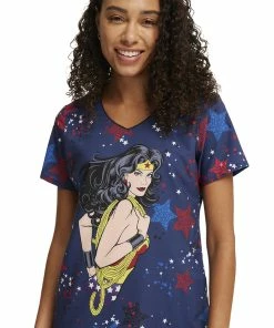 Cherokee Women's Hang With The Stars Print Scrub Top 11 Cherokee Women's Hang With The Stars Print Scrub Top -Cherokee Shop 5 ck tf626 print 650 1