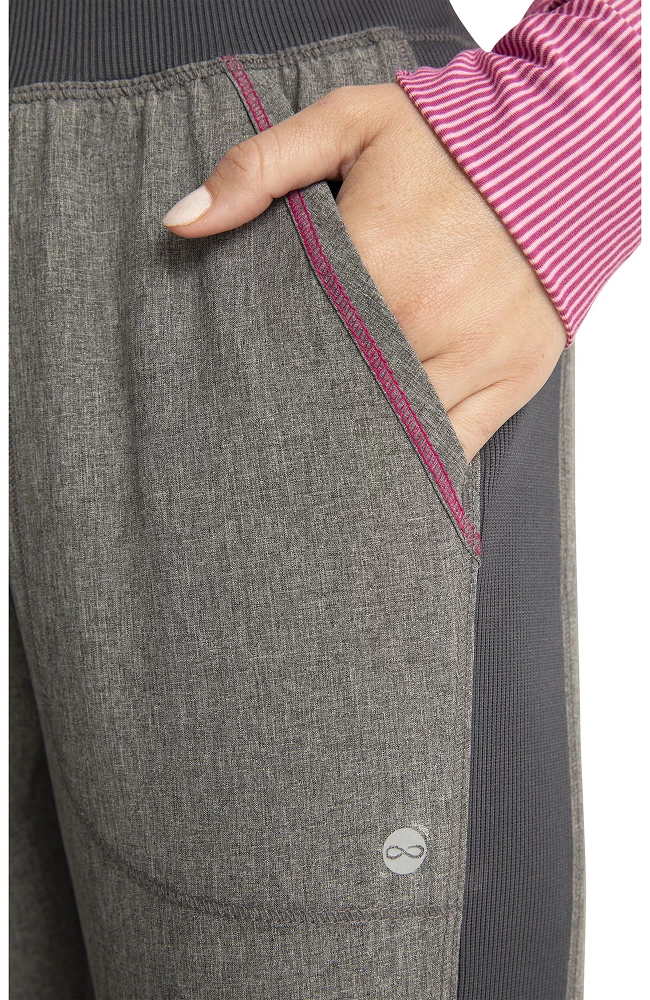 Cherokee Clearance Women's Mid Rise Skinny Leg Pull-On Scrub Pant 8 Cherokee Clearance Women's Mid Rise Skinny Leg Pull-On Scrub Pant - Image 6